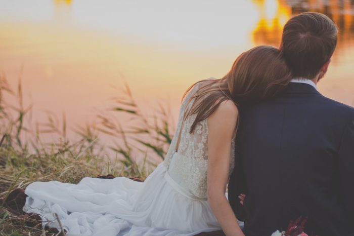 Boda civil en Islandia – Paquete básico (trámite + ceremonia civil).
